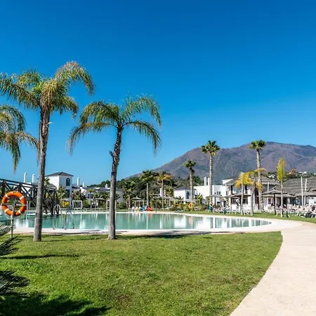 Luxury 2 Bedroom Apartament Estepona