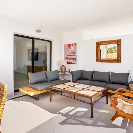 Apartment Luxury 2 Bedroom