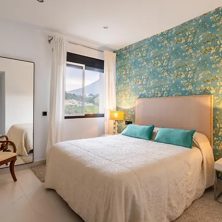 Luxury 2 Bedroom
